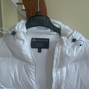 Athleta bomber puffer jacket!